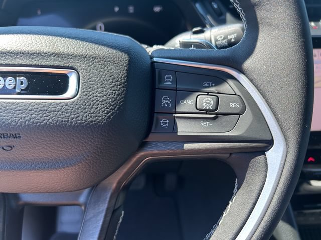 New 2026 Jeep Grand Cherokee L 4WD image 4