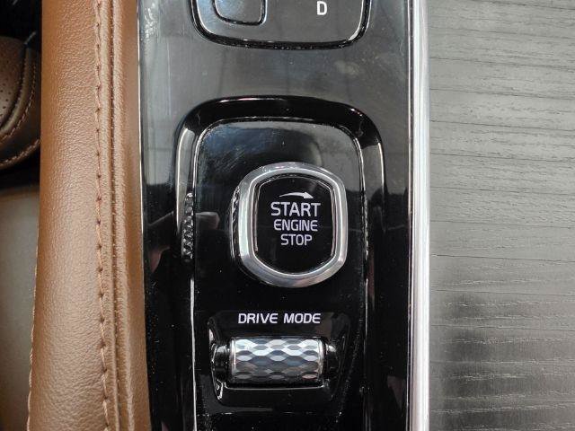 Used 2021 Volvo XC90 T8 Inscription Expression AWD/4WD image 15