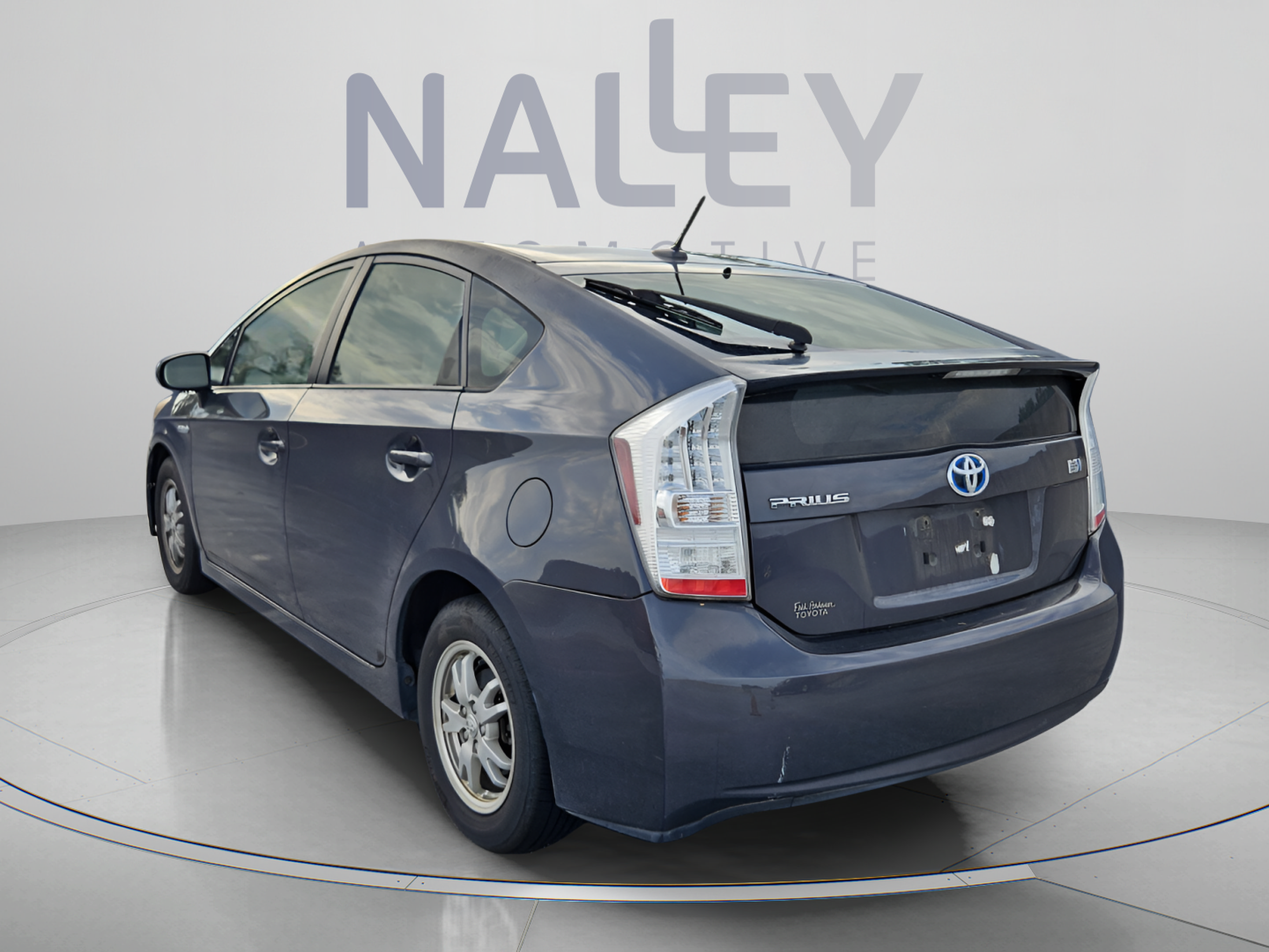Used 2010 Toyota Prius Two FWD image 3