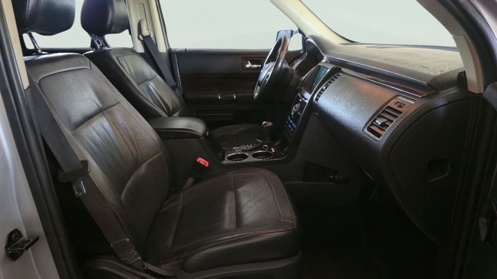 Used 2018 Ford Flex Limited FWD image 20