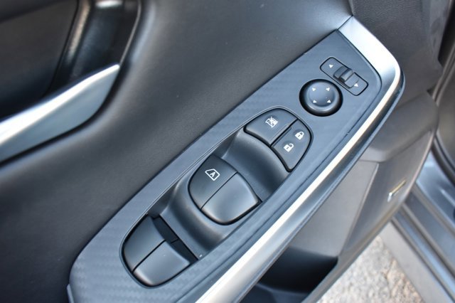 New 2025 Nissan Sentra SR w/ SR Premium Package image 13