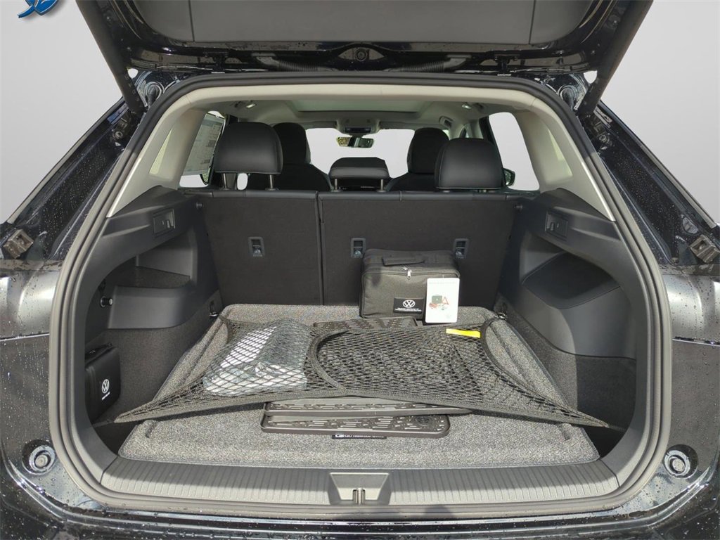 New 2026 Volkswagen Tiguan SE image 43