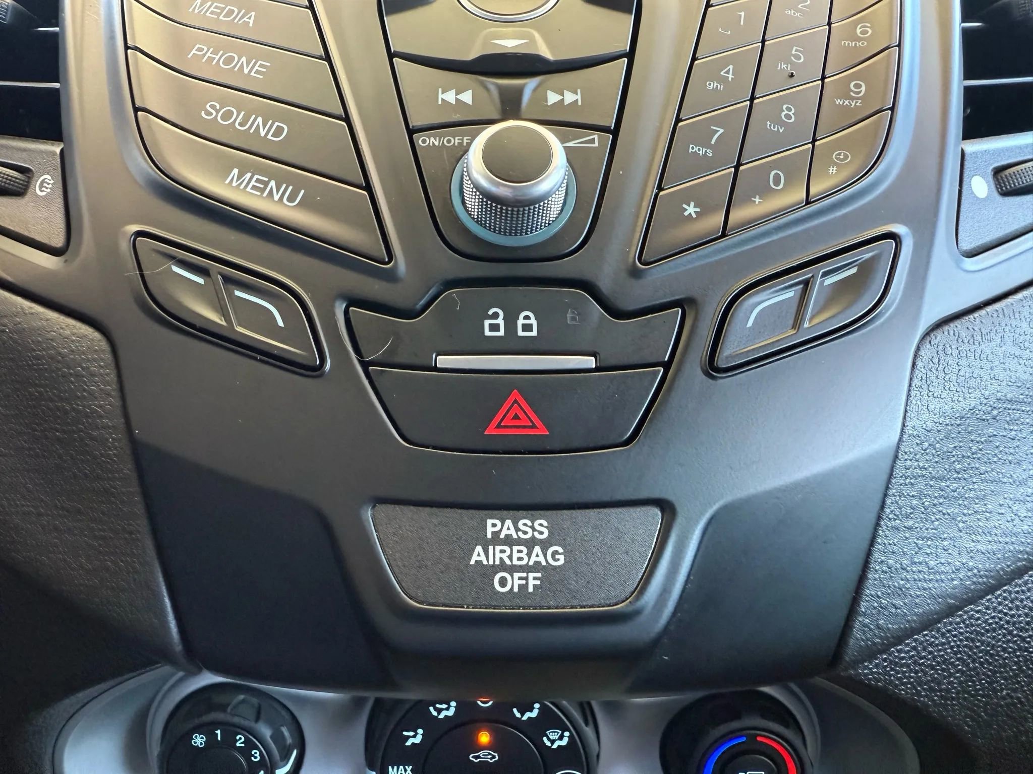 Used 2017 Ford Fiesta SE image 16