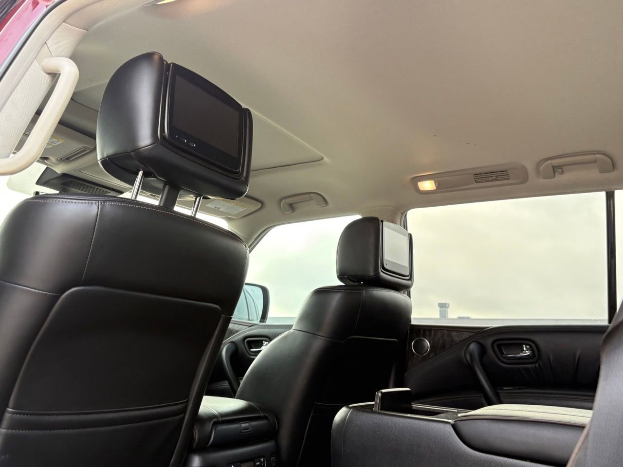 Used 2022 Nissan Armada Platinum w/ Captain's Chairs Package image 38