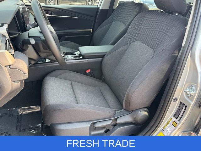 Used 2025 Toyota Camry LE image 13