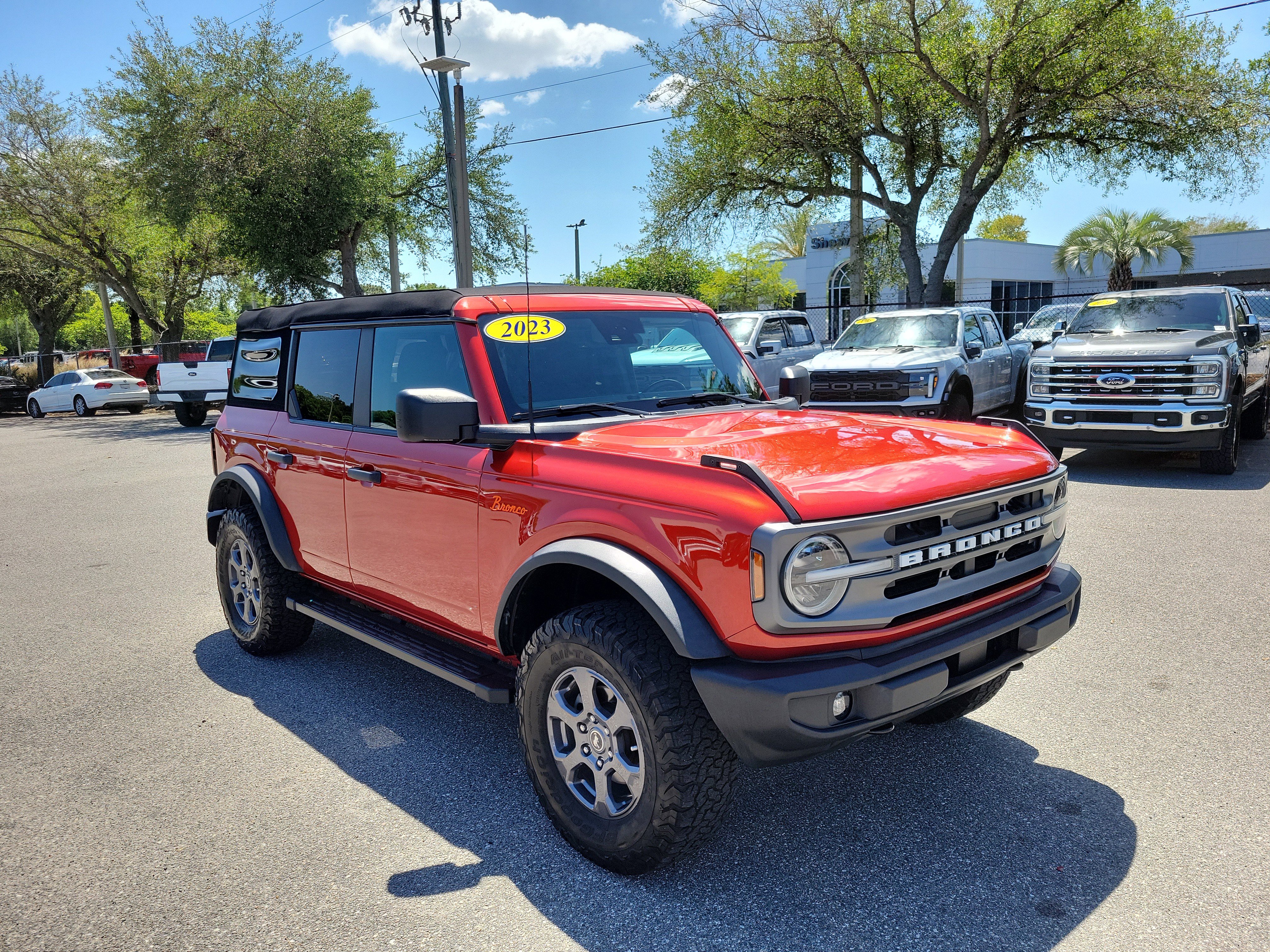 Used 2023 Ford Bronco Big Bend image 4