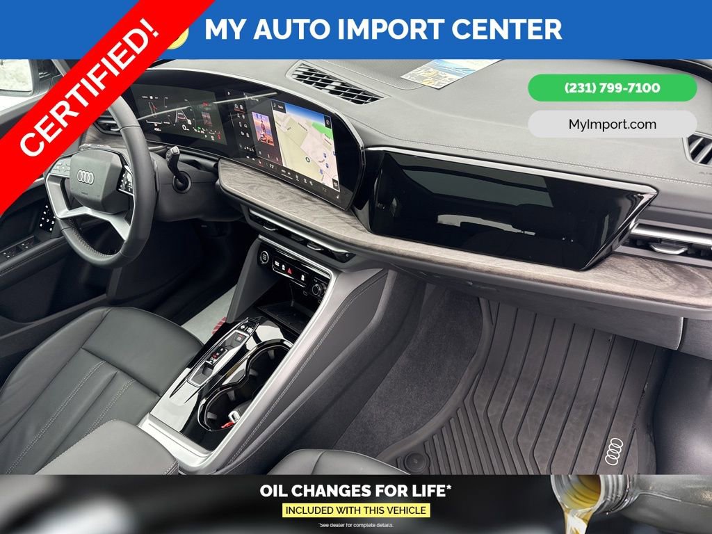 Used 2025 Audi Q5 Premium w/ Convenience Package image 29