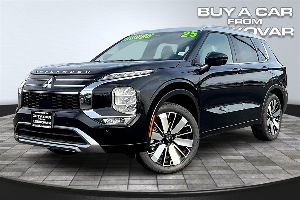 New 2025 Mitsubishi Outlander SEL image 2