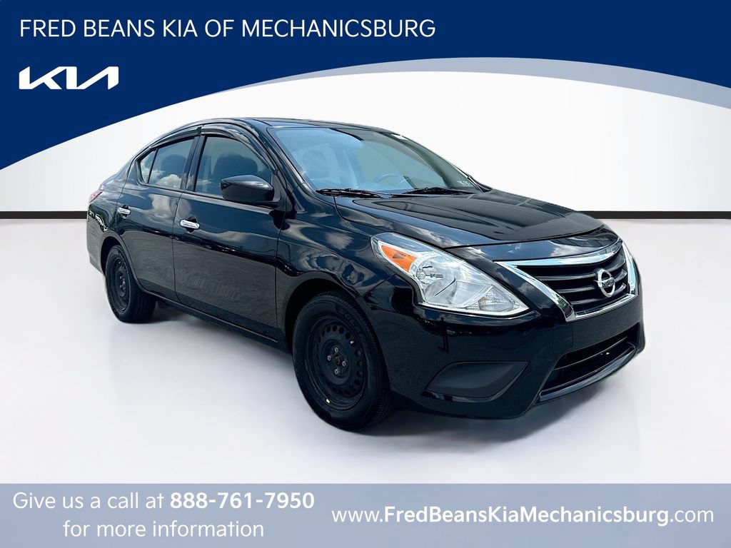 Used 2018 Nissan Versa SV FWD video 1