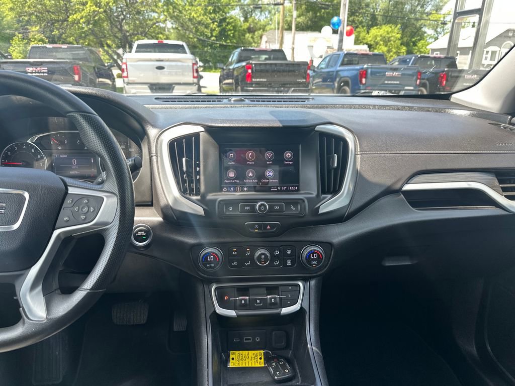Used 2023 GMC Terrain SLE w/ Driver Convenience Package AWD/4WD image 16