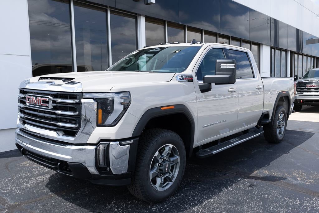 New 2026 GMC Sierra 2500 SLE AWD/4WD image 8