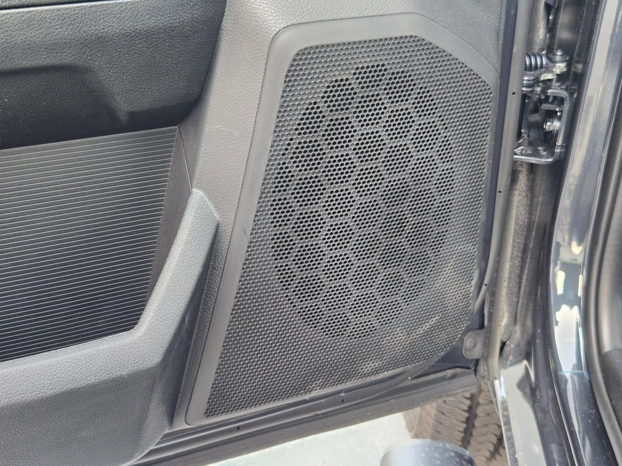New 2026 RAM 2500 Tradesman w/ Chrome Appearance Group AWD/4WD image 17