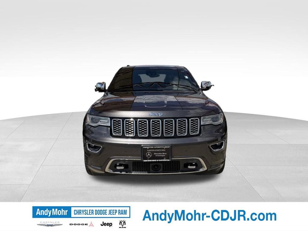 Used 2017 Jeep Grand Cherokee Overland w/ Jeep Active Safety Group AWD/4WD video 2