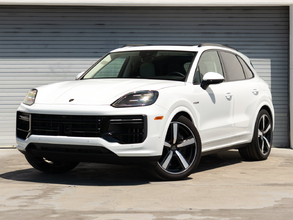 Used 2025 Porsche Cayenne Turbo