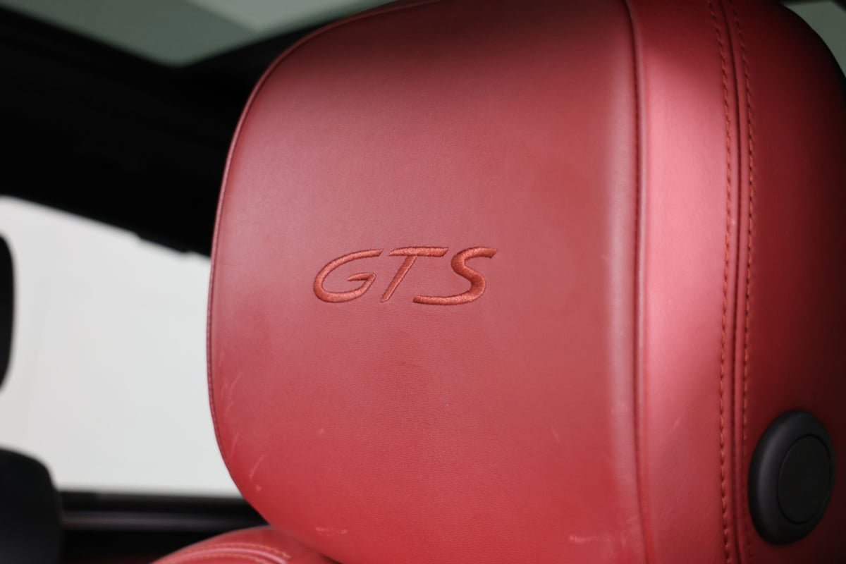 Used 2017 Porsche Macan GTS AWD/4WD image 52