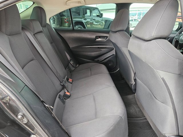 Used 2021 Toyota Corolla LE FWD image 19