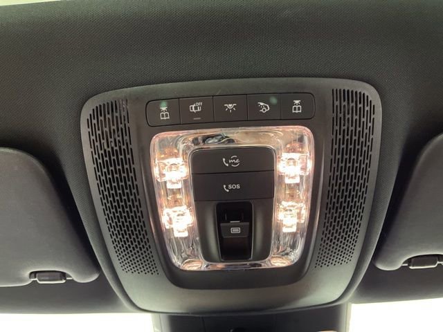 Used 2025 Mercedes-Benz CLA 250 image 32