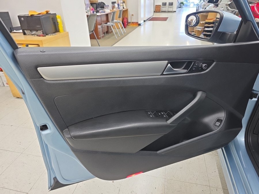Used 2013 Volkswagen Passat 2.5 S FWD image 12