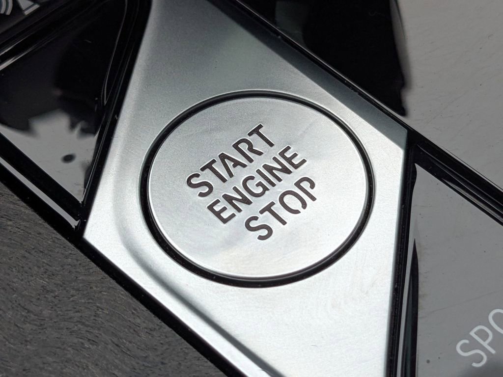 Used 2022 BMW X5 sDrive40i w/ Premium Package image 32