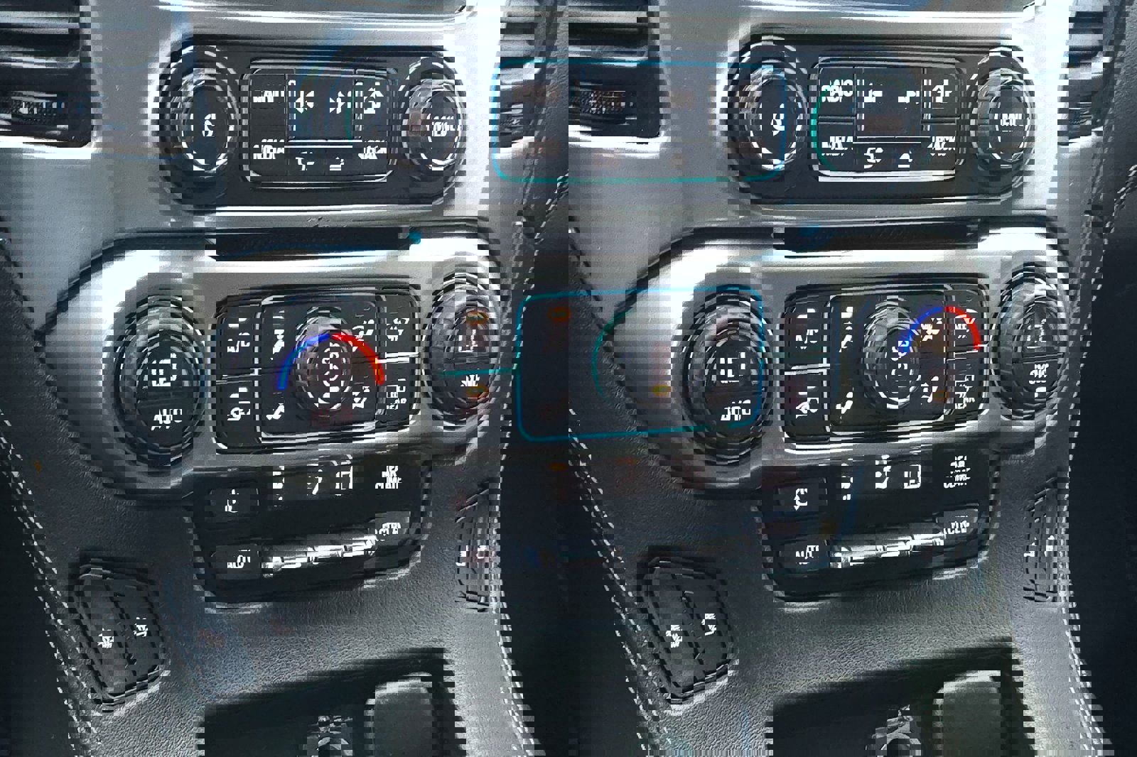 Used 2017 Chevrolet Tahoe LT image 24