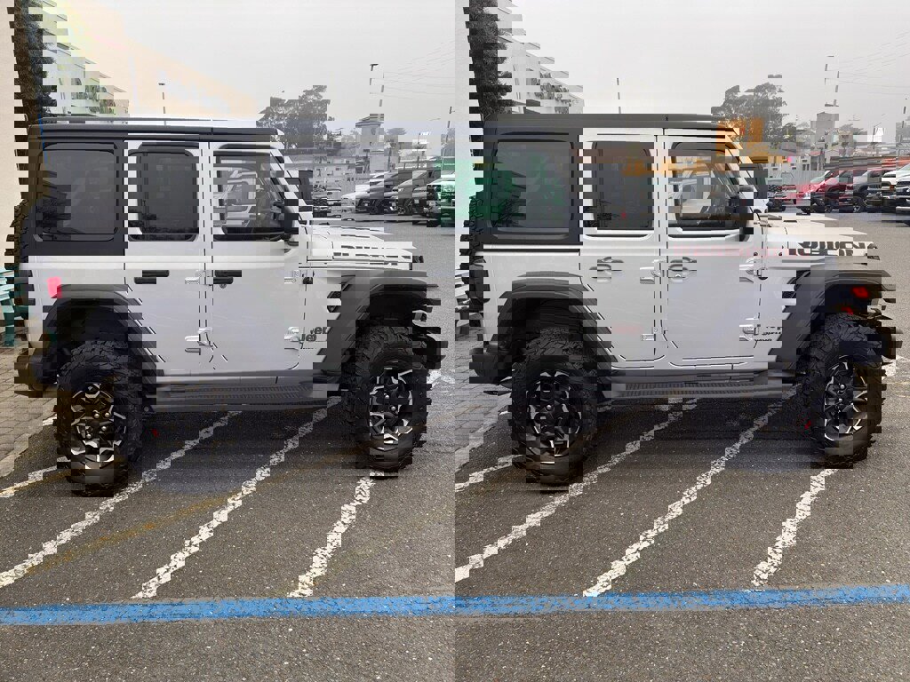 Used 2023 Jeep Wrangler Unlimited Rubicon image 23