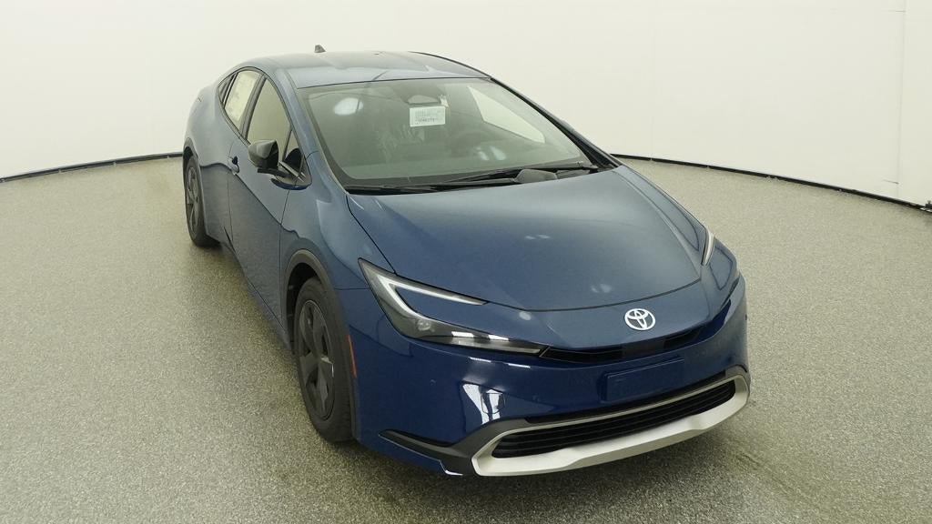 New 2027 Toyota Prius Plug-In Hybrid FWD image 14