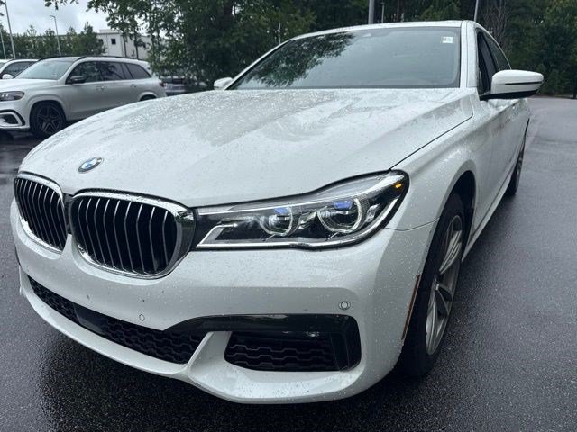 Used 2016 BMW 750i xDrive AWD/4WD image 1