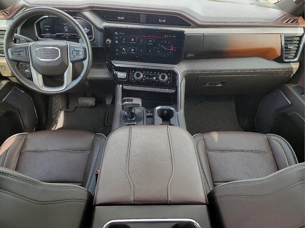 Used 2023 GMC Sierra 1500 Denali w/ Denali Reserve Package AWD/4WD image 11