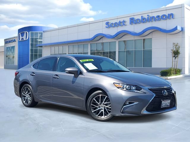 Used 2017 Lexus ES 350 w/ Navigation System Package