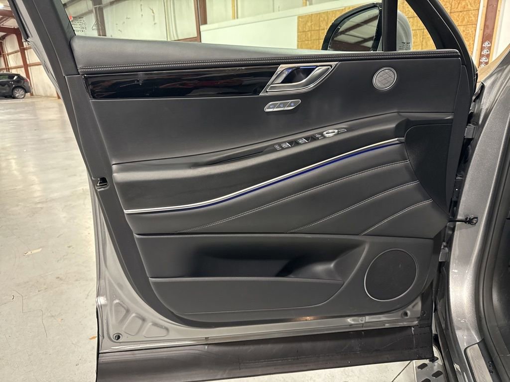 Used 2025 Genesis GV80 2.5T image 28