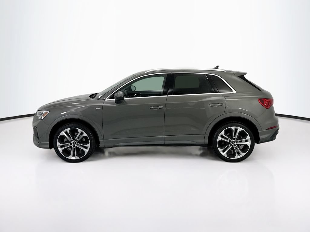 Used 2020 Audi Q3 2.0T Premium Plus AWD/4WD image 8