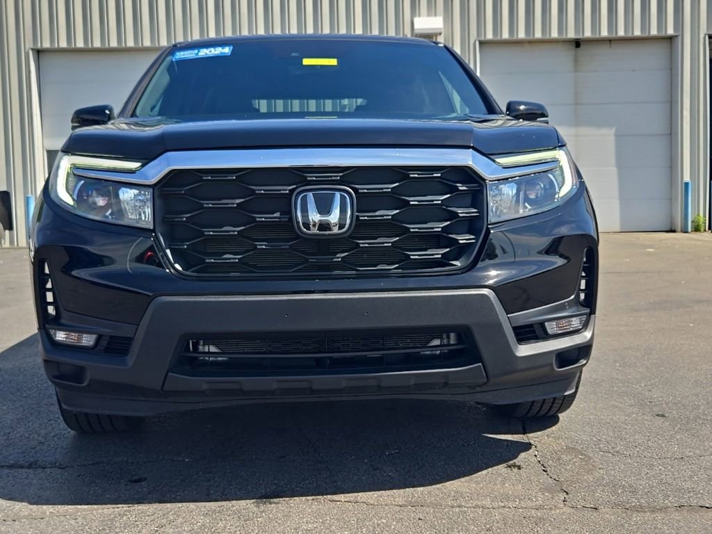 Certified 2024 Honda Passport EX-L image 2