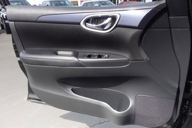 Used 2019 Nissan Sentra SR w/ Exterior Package image 22