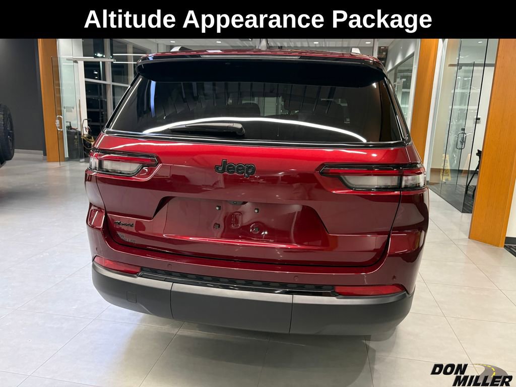 New 2025 Jeep Grand Cherokee L Laredo image 5
