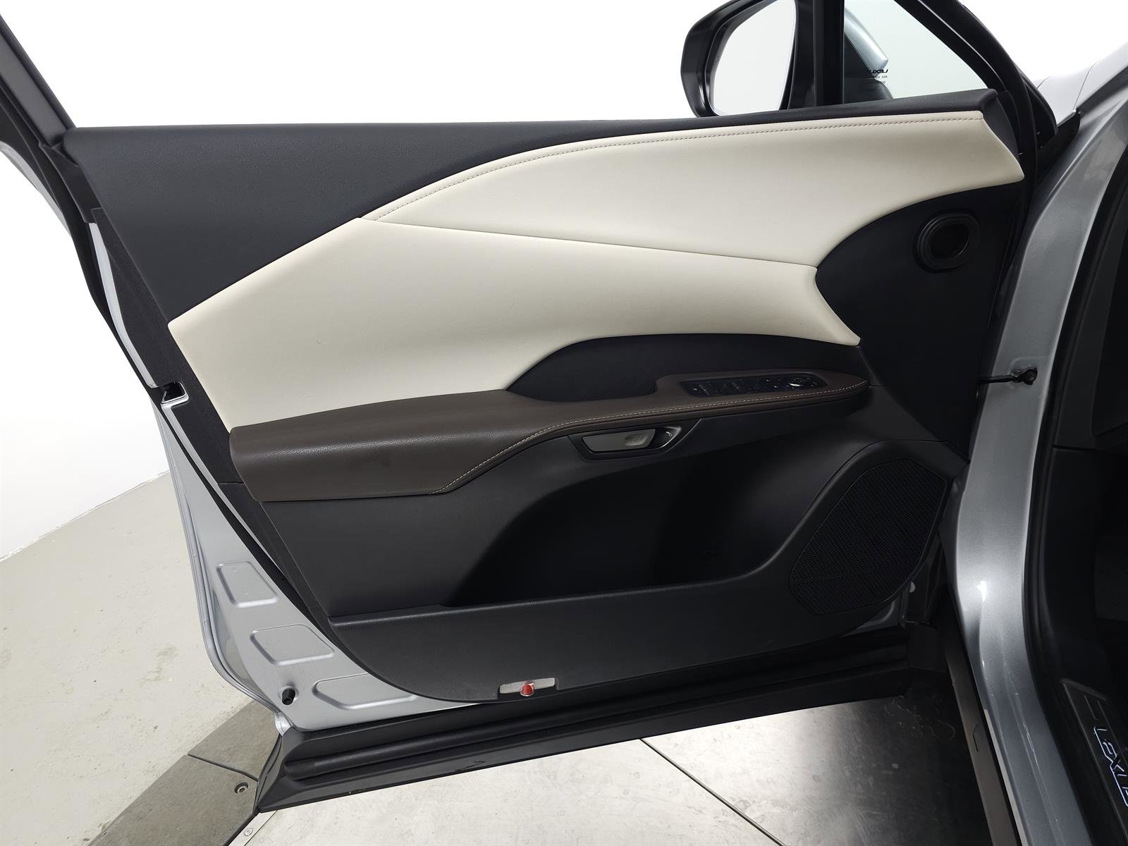 Used 2025 Lexus RX 350 AWD/4WD image 15