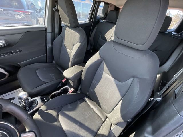 Used 2016 Jeep Renegade Sport w/ Power & Air Group image 14