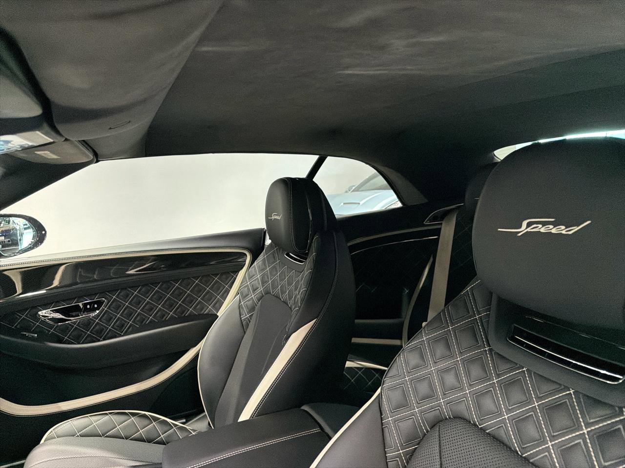 Used 2023 Bentley Continental GT Speed image 21