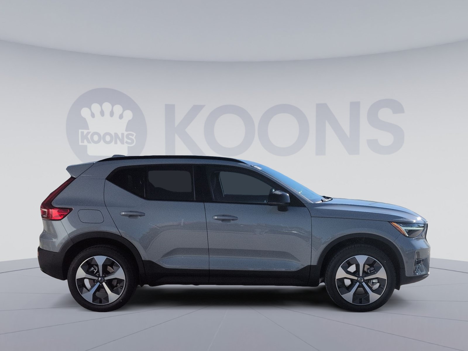 New 2026 Volvo XC40 B5 Plus w/ Protection Package Premier AWD/4WD image 12