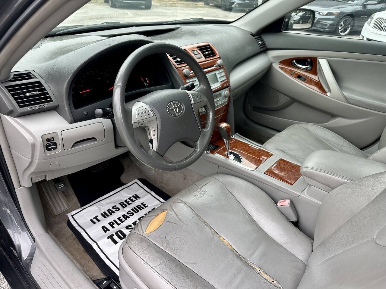 Used 2009 Toyota Camry XLE FWD image 9