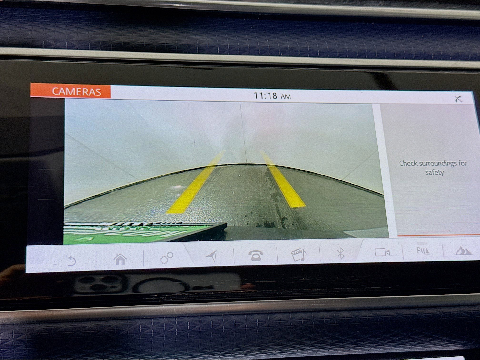 Used 2020 Land Rover Range Rover Velar S image 19