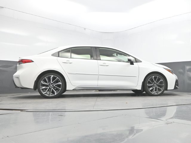 Used 2021 Toyota Corolla SE w/ Carpet Mat Package (TMS) FWD image 43