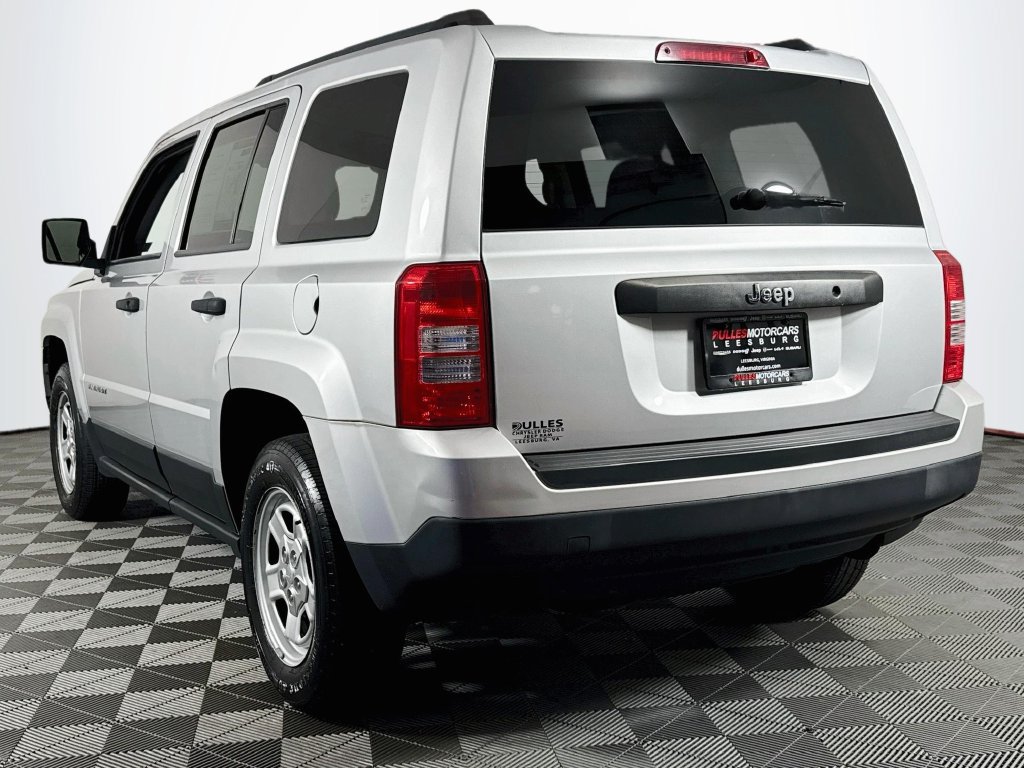 Used 2013 Jeep Patriot Sport FWD image 5
