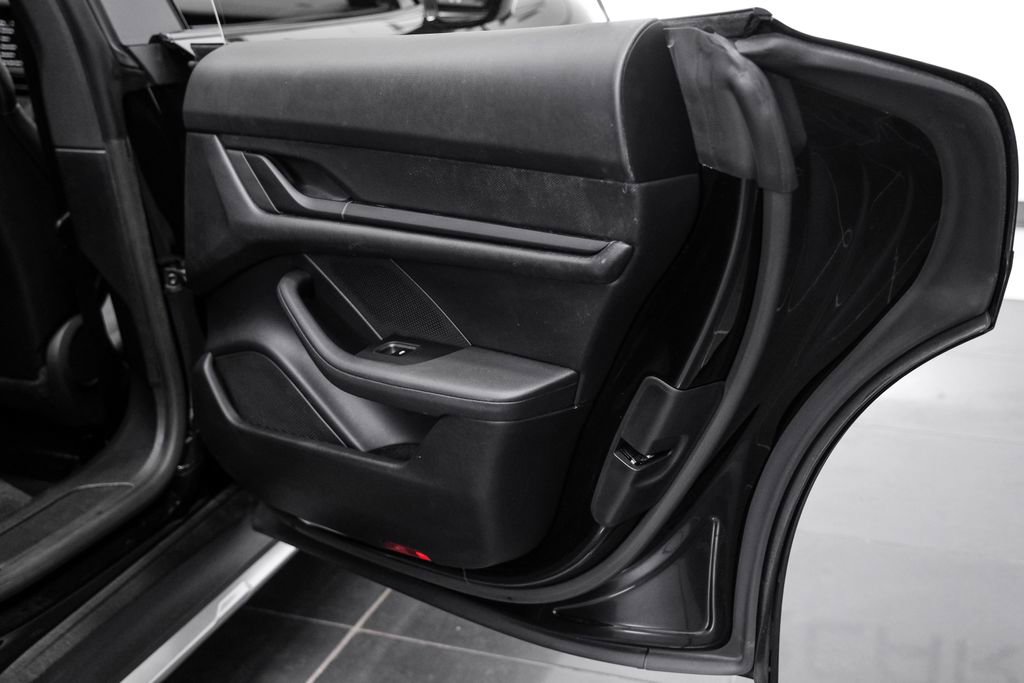 Used 2023 Porsche Taycan 4 Cross Turismo image 51