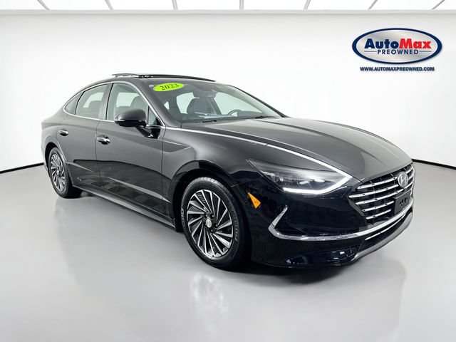 Used 2023 Hyundai Sonata Limited FWD image 1