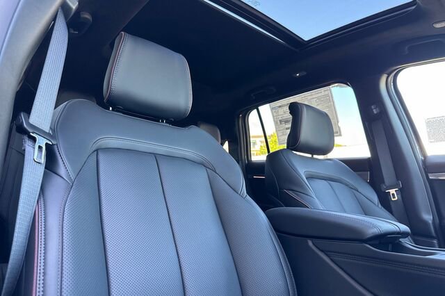 New 2025 Jeep Wagoneer Launch Edition image 14