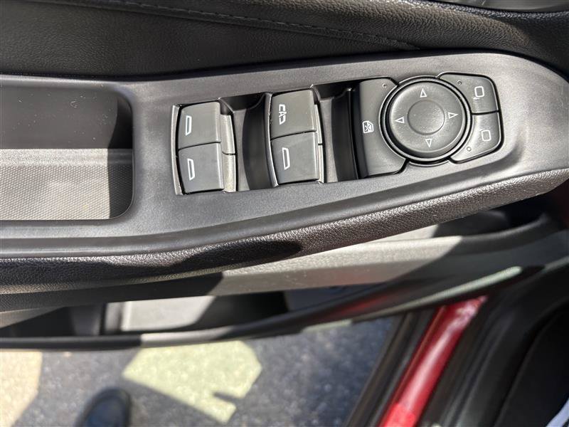 Used 2023 Chevrolet Traverse LT AWD/4WD image 9