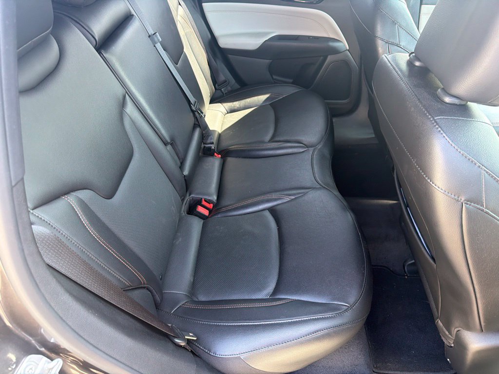 Used 2023 Jeep Compass Limited w/ Sun and Sound Group AWD/4WD image 12