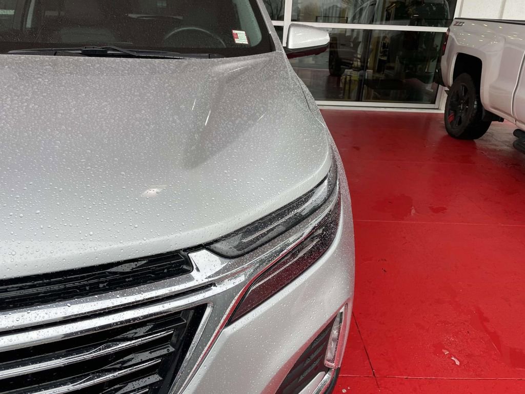 Used 2022 Chevrolet Equinox Premier image 14