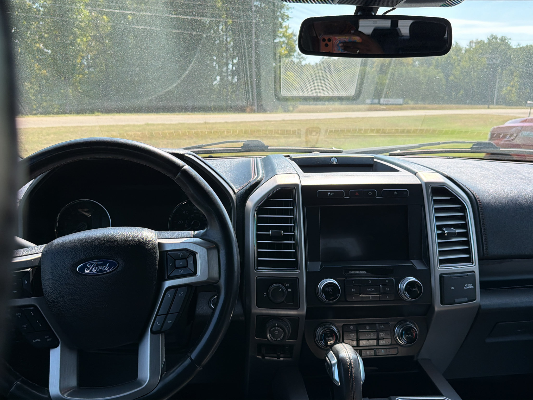 Used 2019 Ford F150 Platinum w/ Equipment Group 701A Luxury RWD image 10