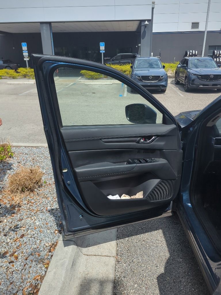 Used 2018 MAZDA CX-5 Touring FWD image 11